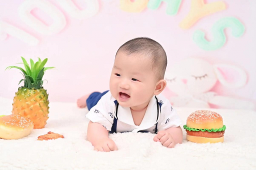 林州八个月宝宝打嗝